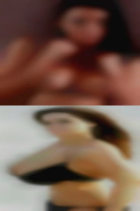 Woman from club farms nude.