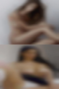 Clit swinging on discreet weight.